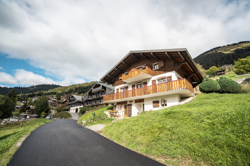 Appartement 8 personnes Chalet Les Pensées, vue extérieure, Châtel Réservation
