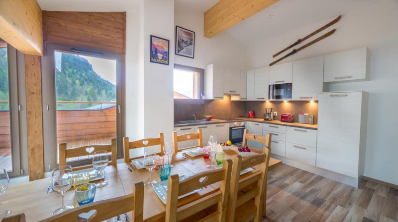 Appartement à Châtel résidence 4 Elèments, Coin cuisine et repas, Portes du Soleil 74