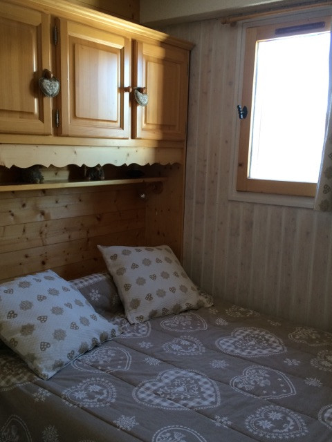 Appartement Alpage 16D, Chambre lit double, Chatel Hiver 74