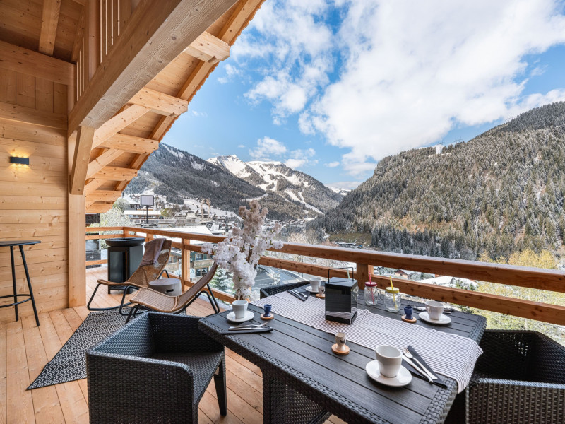 Appartement Attique, Résidence Lioutane, Vue balcon, Nature et soleil 74