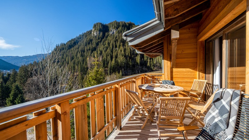 Appartement Chalet des Freinets, 6 personnes, Châtel, balcon, salon de jardin, vue montagnes