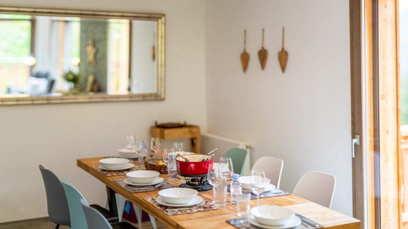 Apartment Chalet des Freinets, Dining room, Châtel Mountain 74