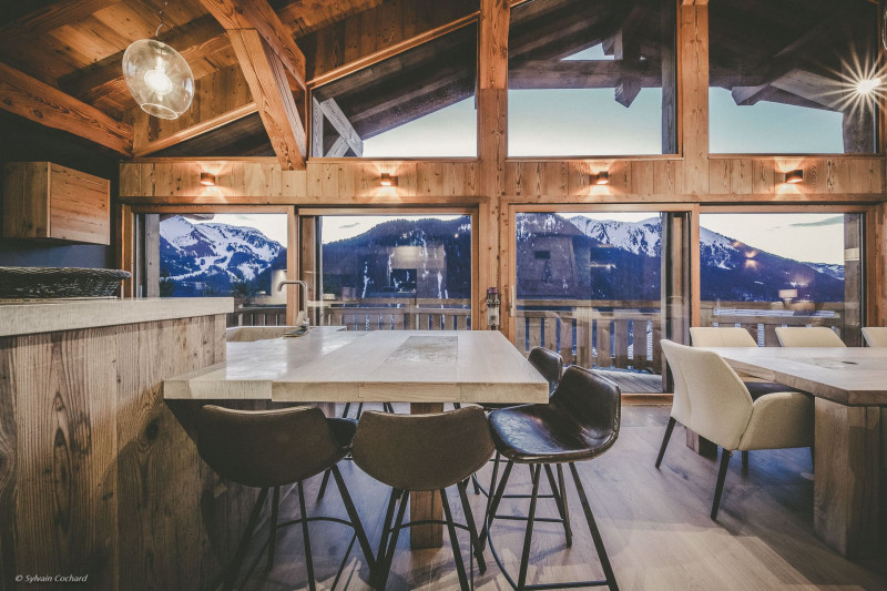 Apartment in chalet CHATOU HAUT, Living room with mountain view, Châtel Ski holidays