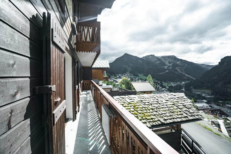 Appartement dans Chalet La Puce Vue du Balcon Châtel  Portes du Soleil