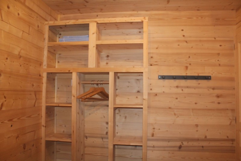 Appartement dans chalet le bois joli été placard Châtel