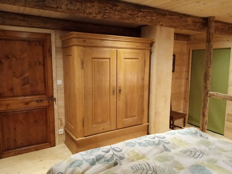 Appartement dans chalet le Détour, chambre lit double avec acces balcon, La Chapelle d'Abondance