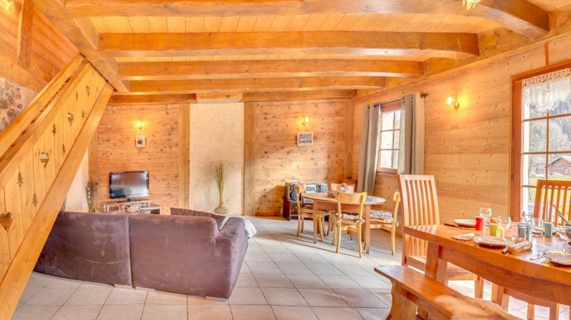 Appartement dans chalet PONT A, 8/9 personnes, La Chapelle d'Abondance, salon, salle à manger