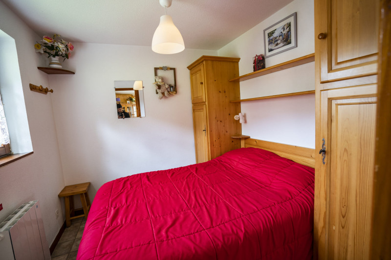 Appartement dans résidence Fuchsia, Chambre lit double, Châtel Raclette 74