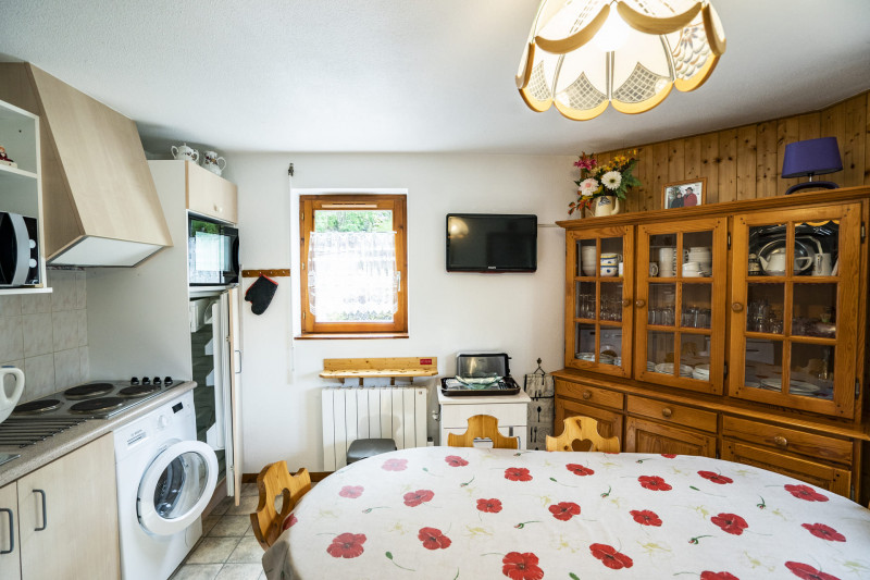 Appartement dans résidence Fuchsia, Salle à manger et cuisine, Châtel Domaine skiable