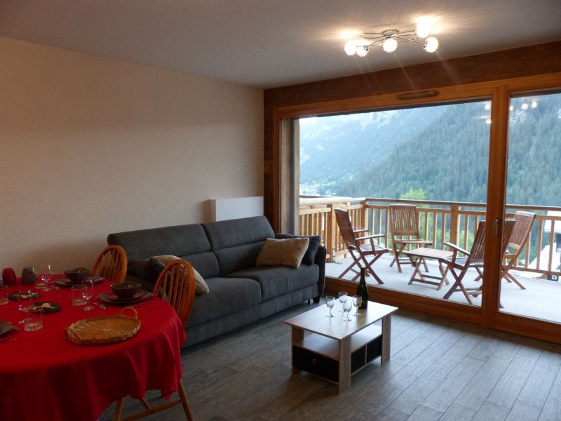 Appartement dans résidence Mont Royal Châtel vue vallée