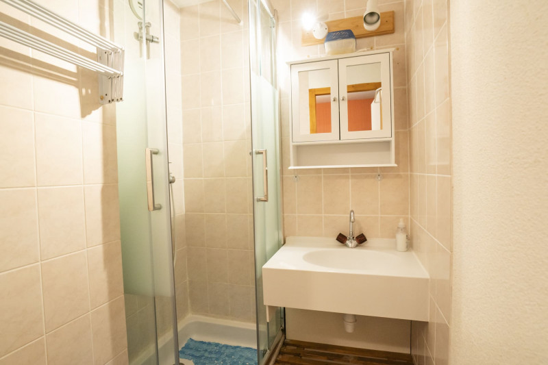 Appartement Iris 5 personnes, Salle de bain, Châtel Haute-Savoie