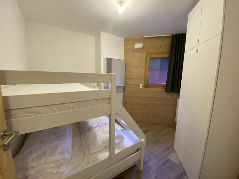 Apartment rental La Crémaillère 101 in Chatel, single bunk bed and a double bed