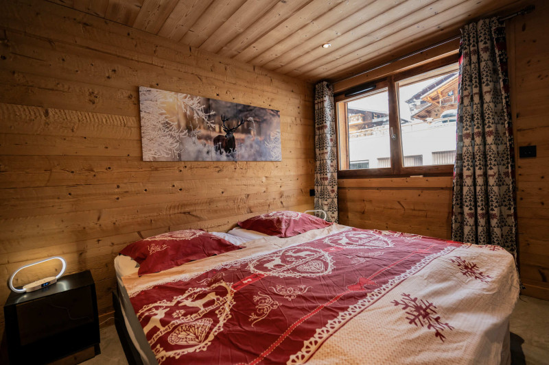 Apartment Le Terroit, sleeps 8, double bedroom, Châtel Les Portes du Soleil