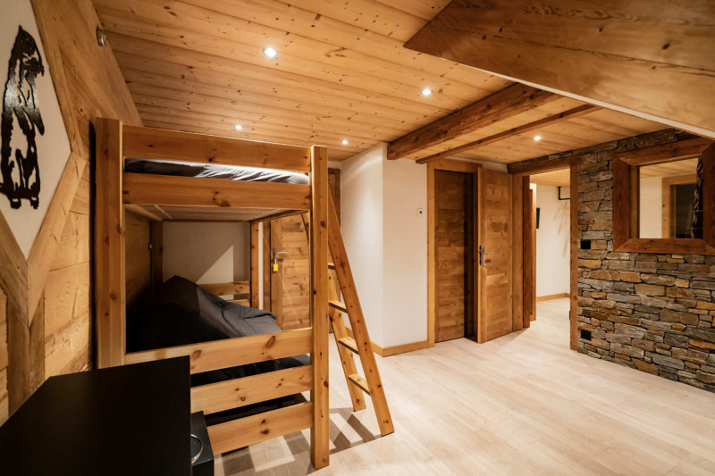 Apartment Le Terroit, sleeps 8, children's bedroom, Châtel Les Portes du Soleil