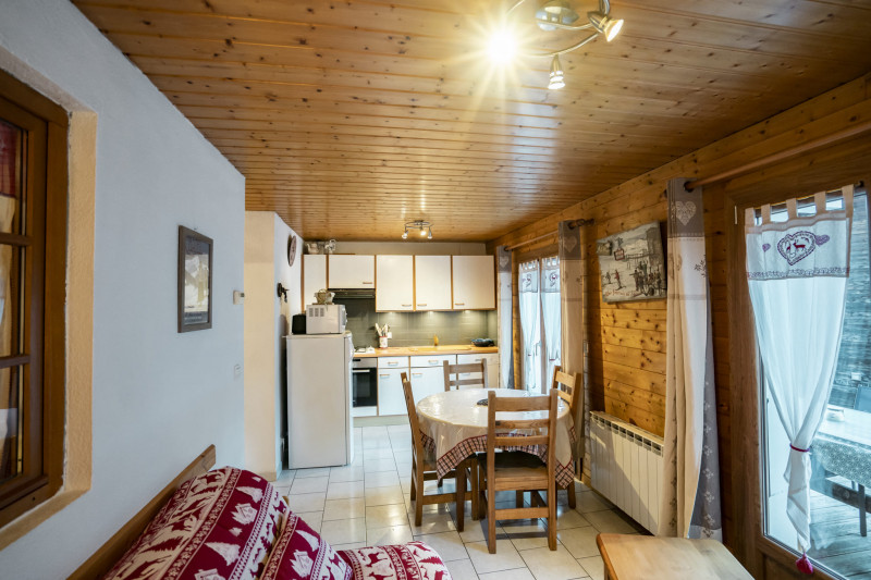 Appartement les Geraniums séjour, Châtel centre