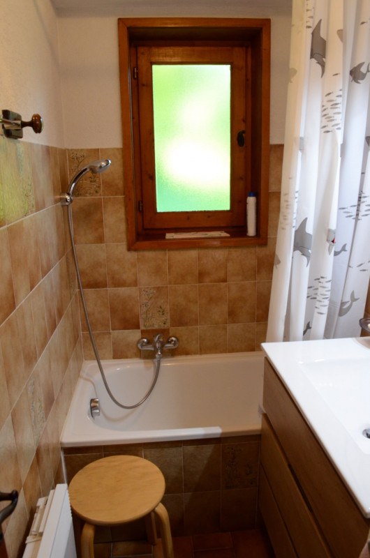 Appartement Les Montagnys 12, salle de bain, Châtel Les Portes du Soleil