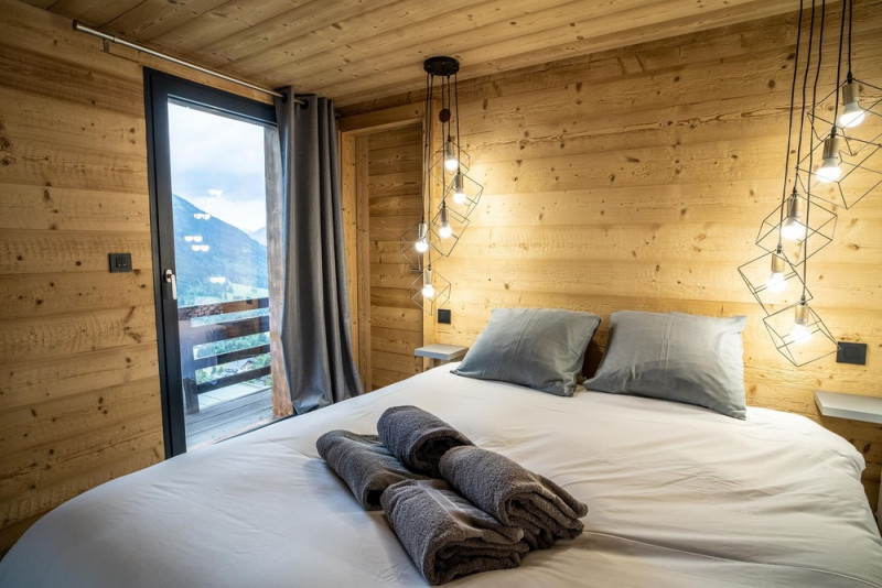 Apartment Martonne Haut, Bedroom double bed, Châtel Boude