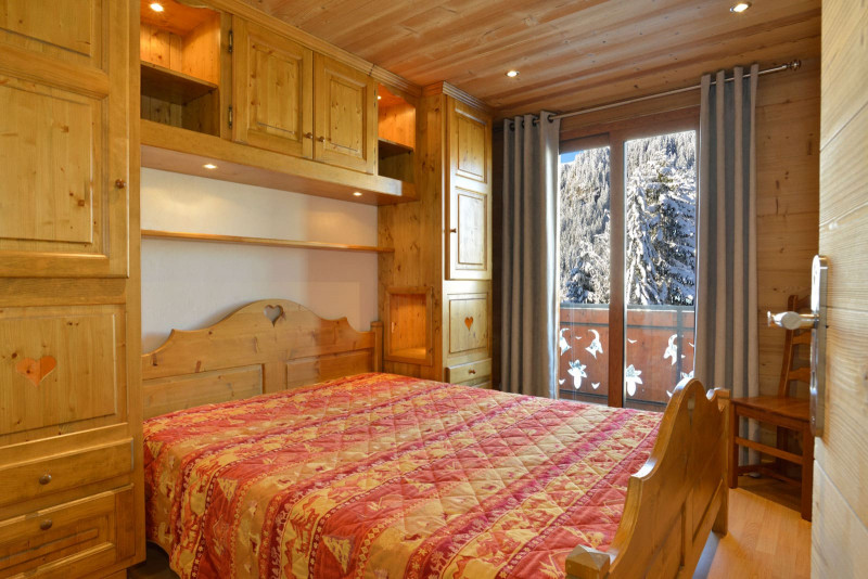 Apartment n°2 in chalet l'EPICEA, double Bedroom Châtel 