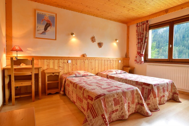 Appartement n°3 dans résidence le Blanchot, Chambre avec 2 lits simples, Châtel