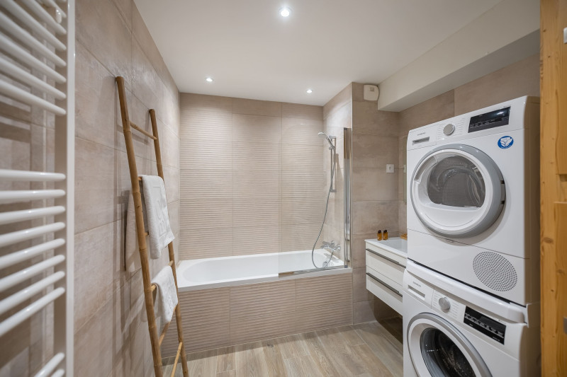 Apartment Perles de Savoie A204 Châtel, Bathroom, Location Ski