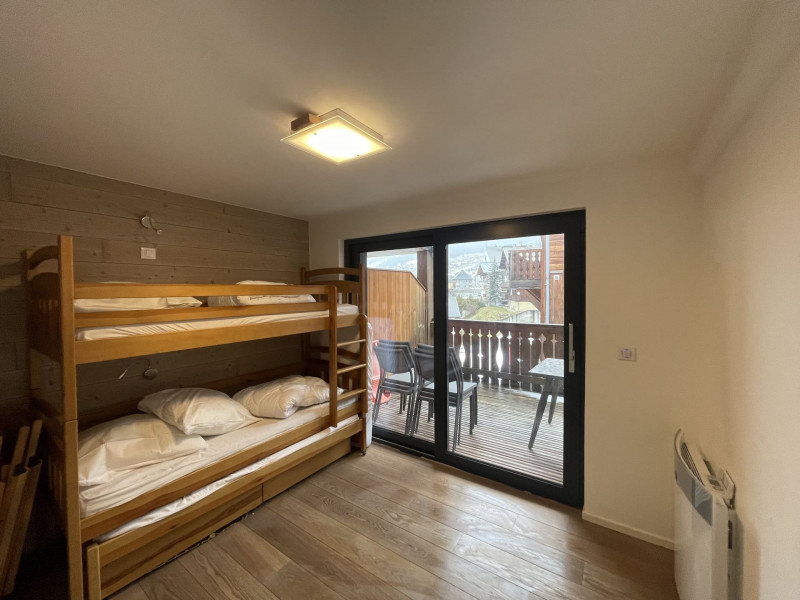 Apartment Soldanelles n°13, Bedroom bunk bed, Châtel Hiking