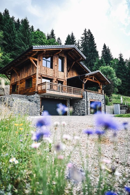 Chalet Bonatti, mountain view Châtel, family vacations summer sun hiking