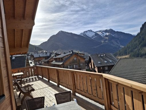 Chalet de la Fiolaz, Terrace with mountain view, Châtel Ski resort Chalet de la Fiolaz, Terrace with mountain view, Châtel Ski resort