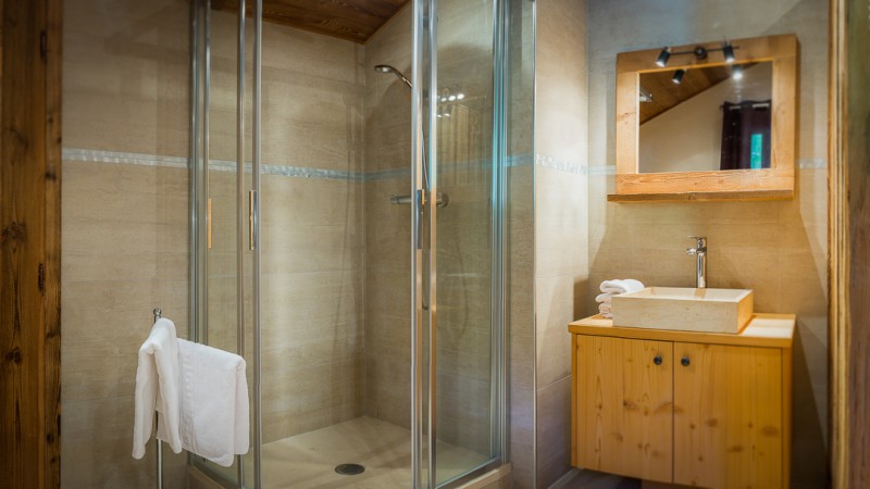 Chalet Dormeur, 12 personnes, Vonnes Châtel, salle de douche