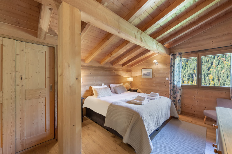 Chalet Etringa, Chambre double, Châtel Location de ski 74