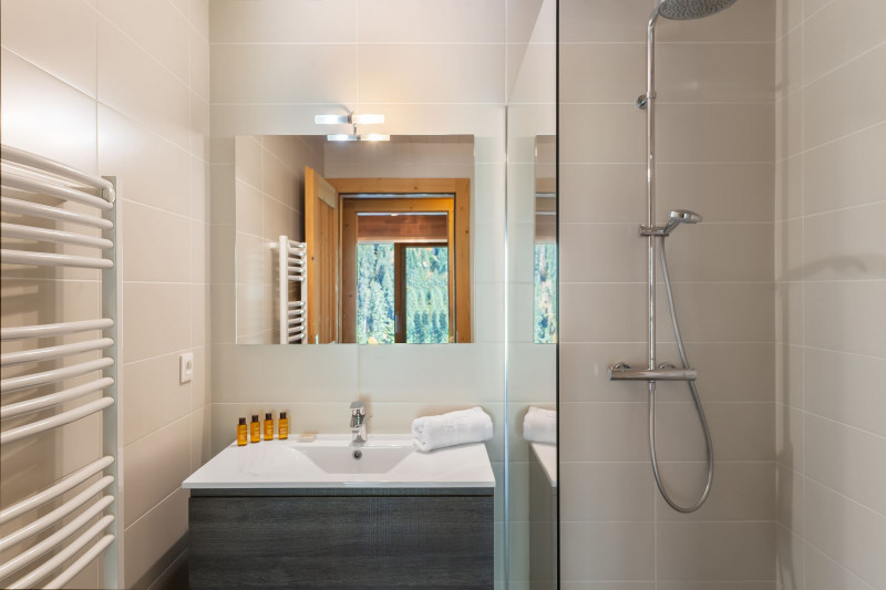 Chalet Etringa, Shower room, Châtel Relaxing holidays