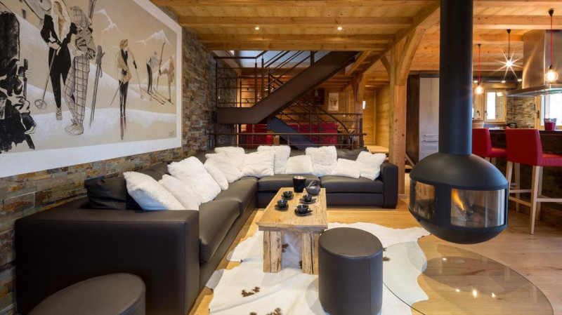 Chalet Joyau des Neiges, Séjour et salle à manger avec cheminée, Châtel Ski 74