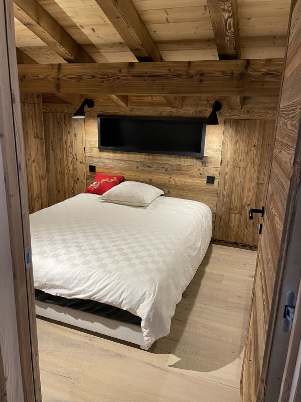 Chalet L'Alpaga, Bedroom double bed, Châtel Ski rental