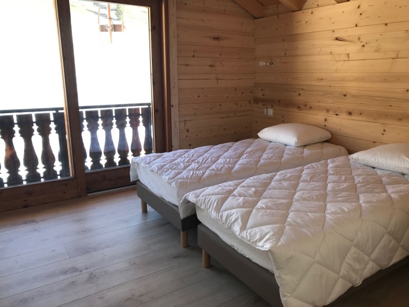 Chalet l'echo du morclan, Chambre 3 lits simples, Châtel