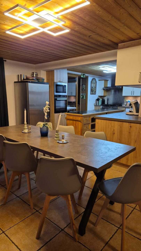 Chalet L'Orée du lac, Séjour cuisine, Châtel, Aventure en montagne