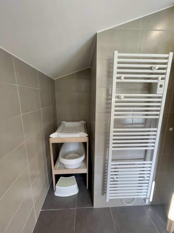 Chalet l'Ors Châtel, bathroom with bath and baby equipment