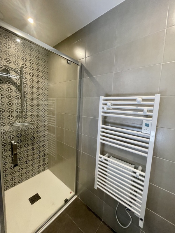 Chalet l'Ors Châtel, shower room in the Rhododendrons bedroom