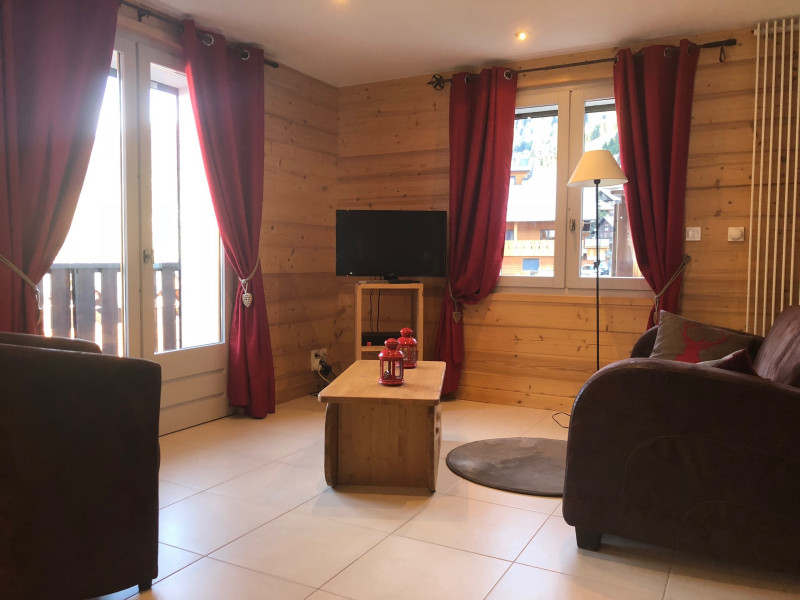 Apartment In Chalet l'Ourson n°2, Living-room, Châtel French Alps