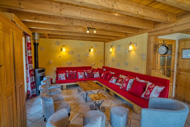 Chalet La Cascade salon Châtel 74