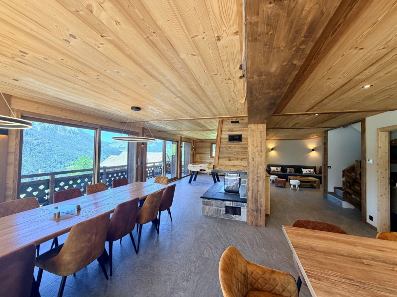 Chalet Laurentine, Châtel, Salle à manger, Snowboard