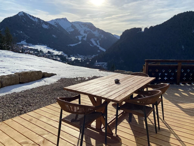 Chalet Laurentine, terrasse soleil neige montagne Châtel Chalet Laurentine, terrasse soleil neige montagne Châtel
