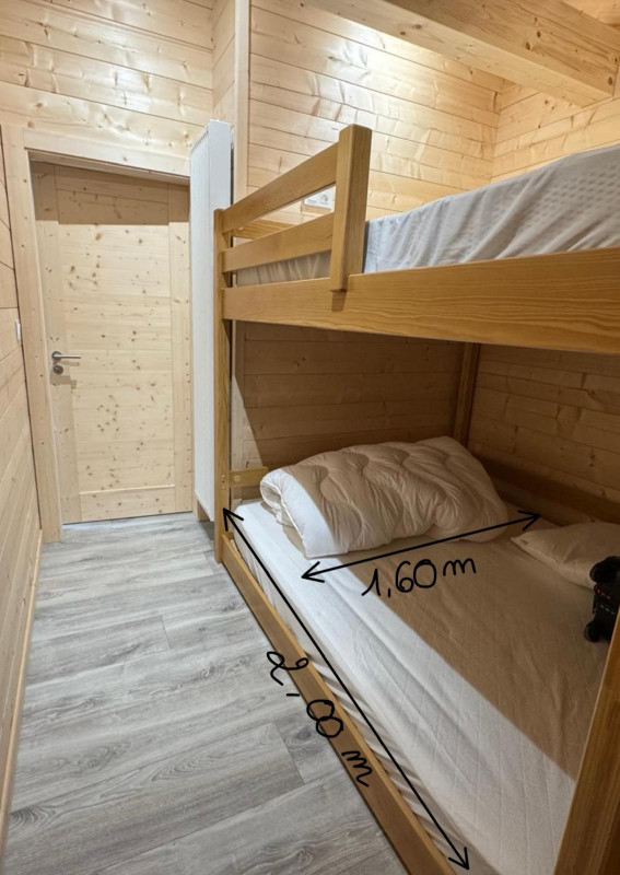 Chalet le Bancky, Bedroom with two double bunk beds, Châtel Abondance Valley Chalet le Bancky, Bedroom with two double bunk beds, Châtel Abondance Valley