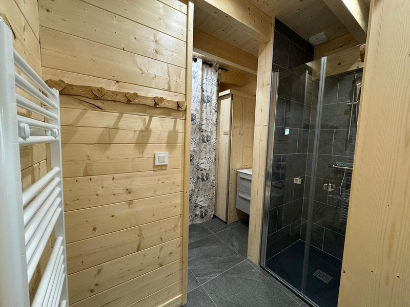 Chalet le Bancky, Shower room with WC and laundry, Châtel Ski