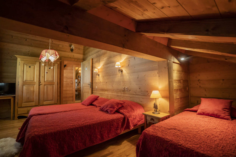 Chalet Le Noisetier, chambre trois lits simples, Châtel Haute-Savoie