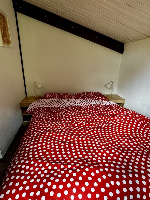 Chalet Le Numéro 5, Bedroom double bed, Châtel Ski slope