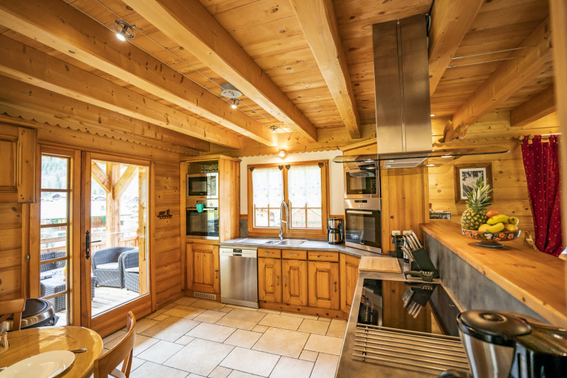 Chalet le Refuge, Kitchen, Châtel Portes du Soleil