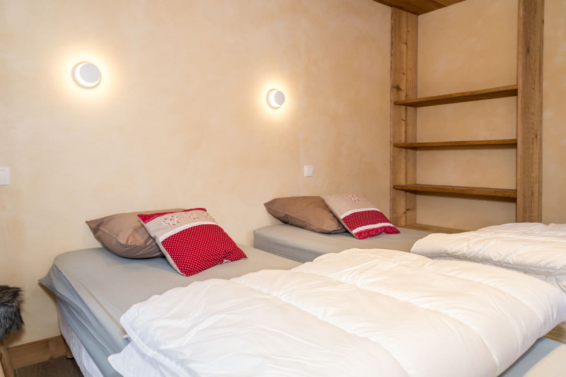 Chalet The Bucherons, Bedroom 2 single bed, Châtel Holidays 74