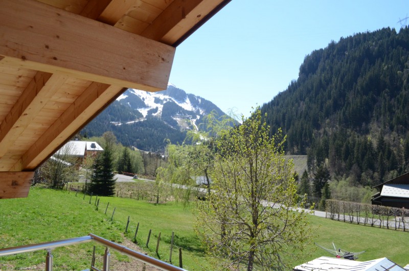 Chalet les sources, vue du balcon de la chambre 2 lits simples, Châtel