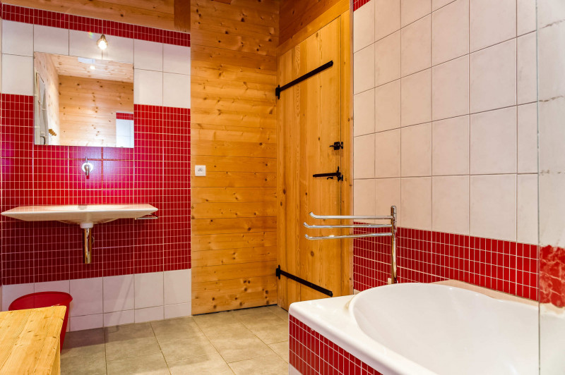 Chalet Les Vuargnes, Salle de bain, Châtel Ski 74