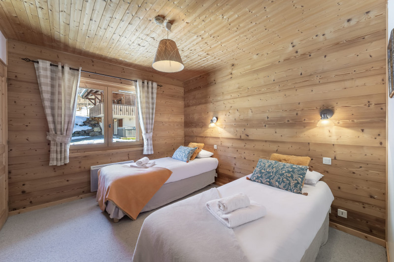 Chalet montbéliarde, Chambre 2 lits simples, Châtel 74