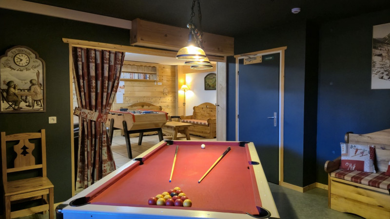 Chalet Orée du Lac à Châtel, Location avec billard